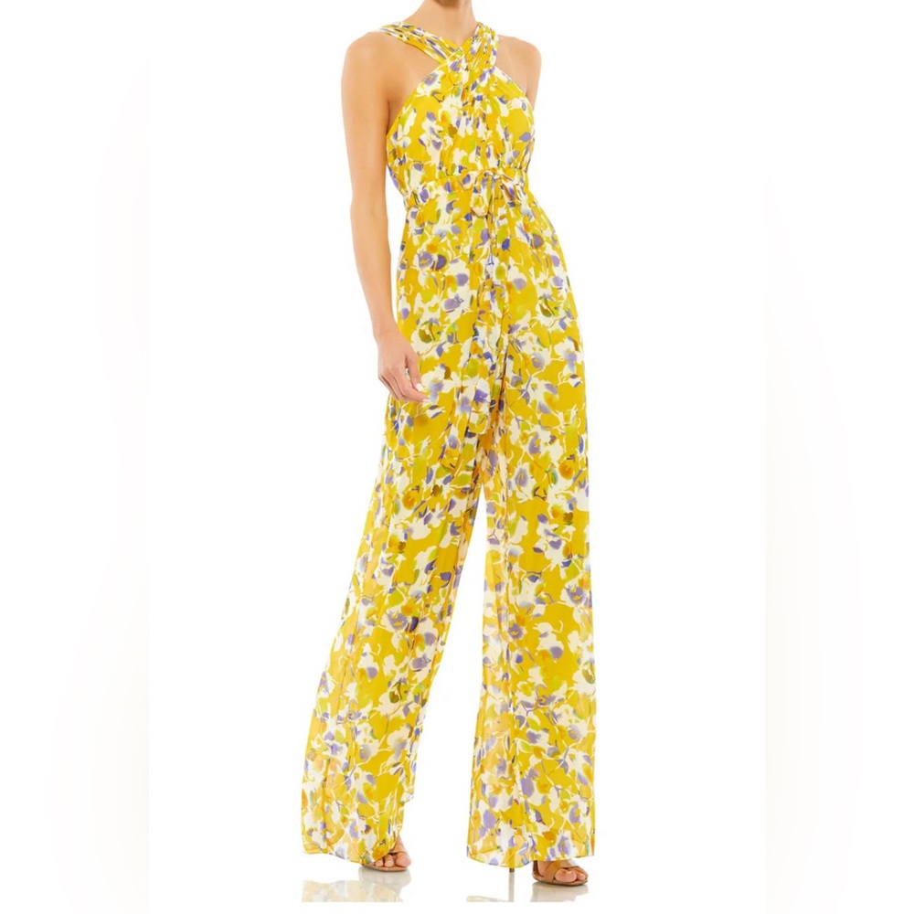 IEENA FOR MAC DUGGAL WIDE-LEG CROSS-HALTER JUMPSUIT
SZ: 6
Color: YELLOW MOTIF